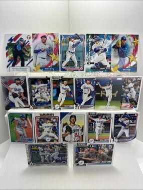 Shohei Ohtani w/ Betts/Kershaw/Will Smith/Freeman/Yamamoto Dodgers lot of 18